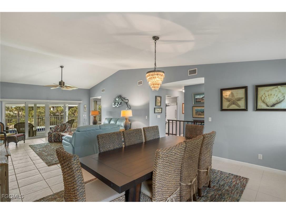 673 E Rocks Drive Sanibel FL 33957 2025017444 image8