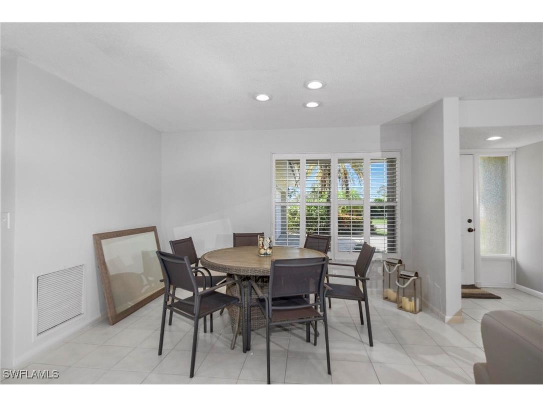 673 Travers Avenue Fort Myers FL 33919 225066742 image10