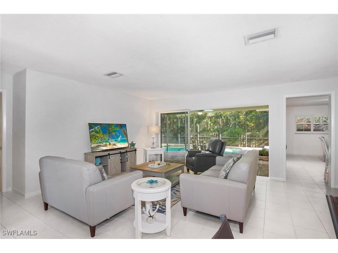 673 Travers Avenue Fort Myers FL 33919 225066742 image6