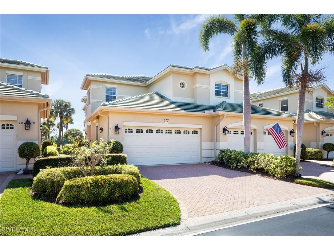 673 Vintage Reserve Circle #11C Naples FL 34119 225072983 image1