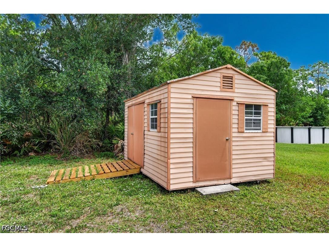 6731 Eagle Tree Court North Fort Myers FL 33917 2026020499 image22