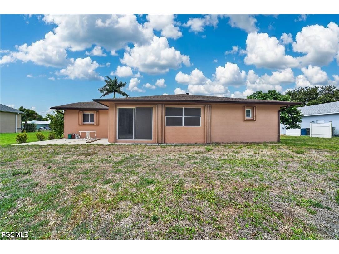 6731 Eagle Tree Court North Fort Myers FL 33917 2026020499 image25