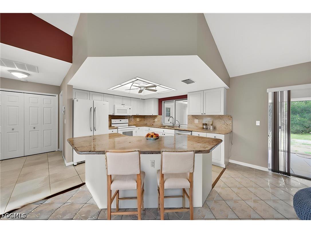 6731 Eagle Tree Court North Fort Myers FL 33917 2026020499 image8