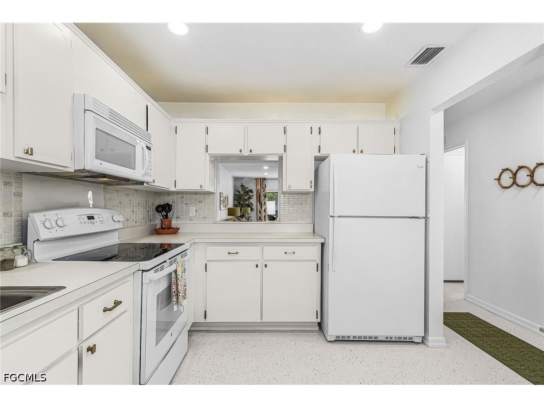 6731 Panther Lane #D6 Fort Myers FL 33919 2026014855 image7