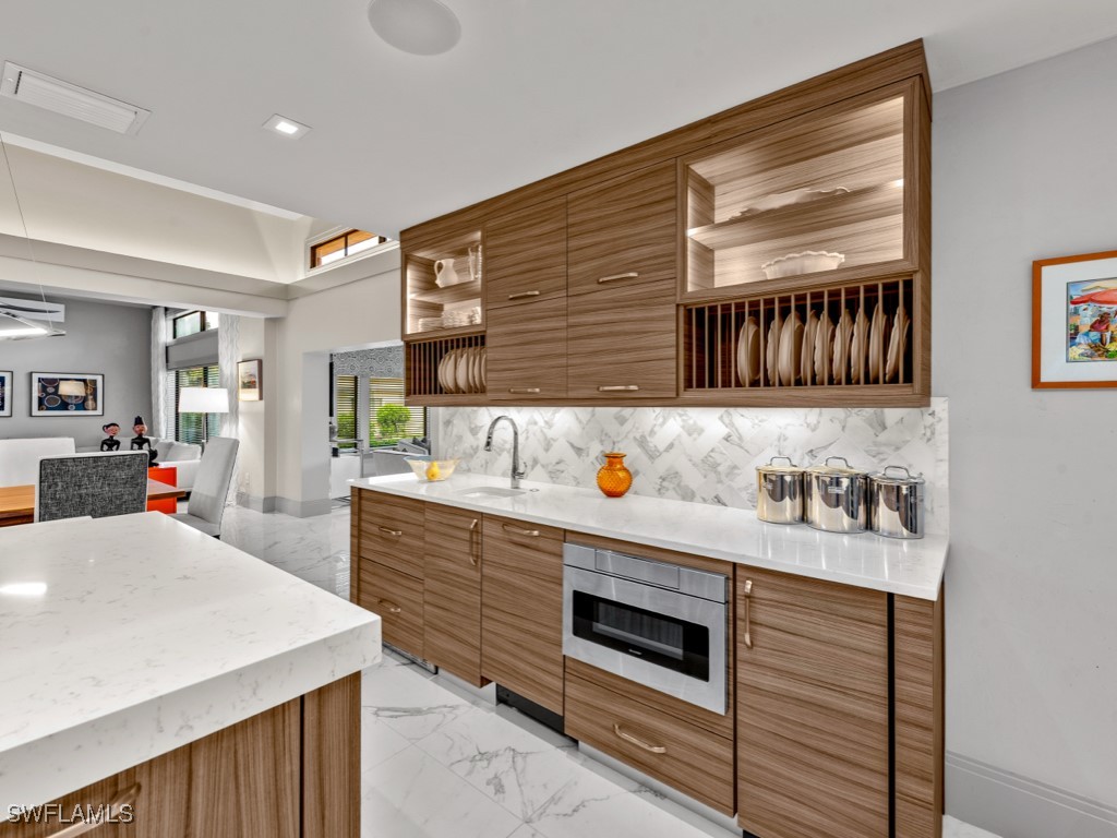 6734 Pelican Bay Boulevard #61 Naples FL 34108 225076024 image10