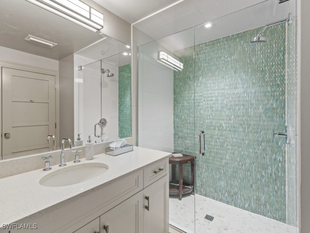 6734 Pelican Bay Boulevard #61 Naples FL 34108 225076024 image29