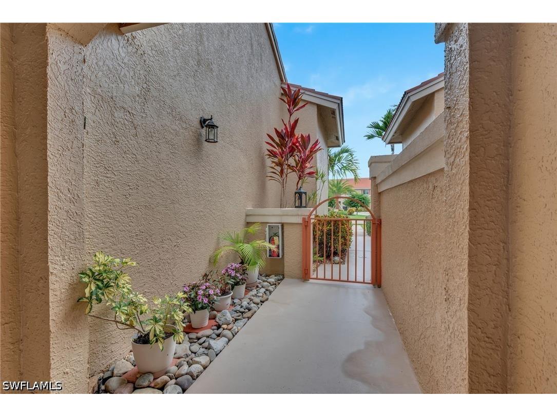 6735 Huntington Lakes Circle #102 Naples FL 34119 226023172 image15