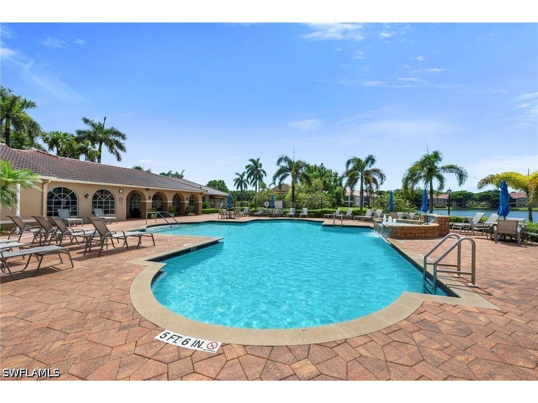 6735 Huntington Lakes Circle #102 Naples FL 34119 226023172 image18