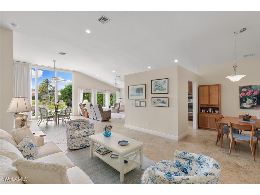 6737 Autumn Woods Boulevard Naples FL 34109 226003885 image10