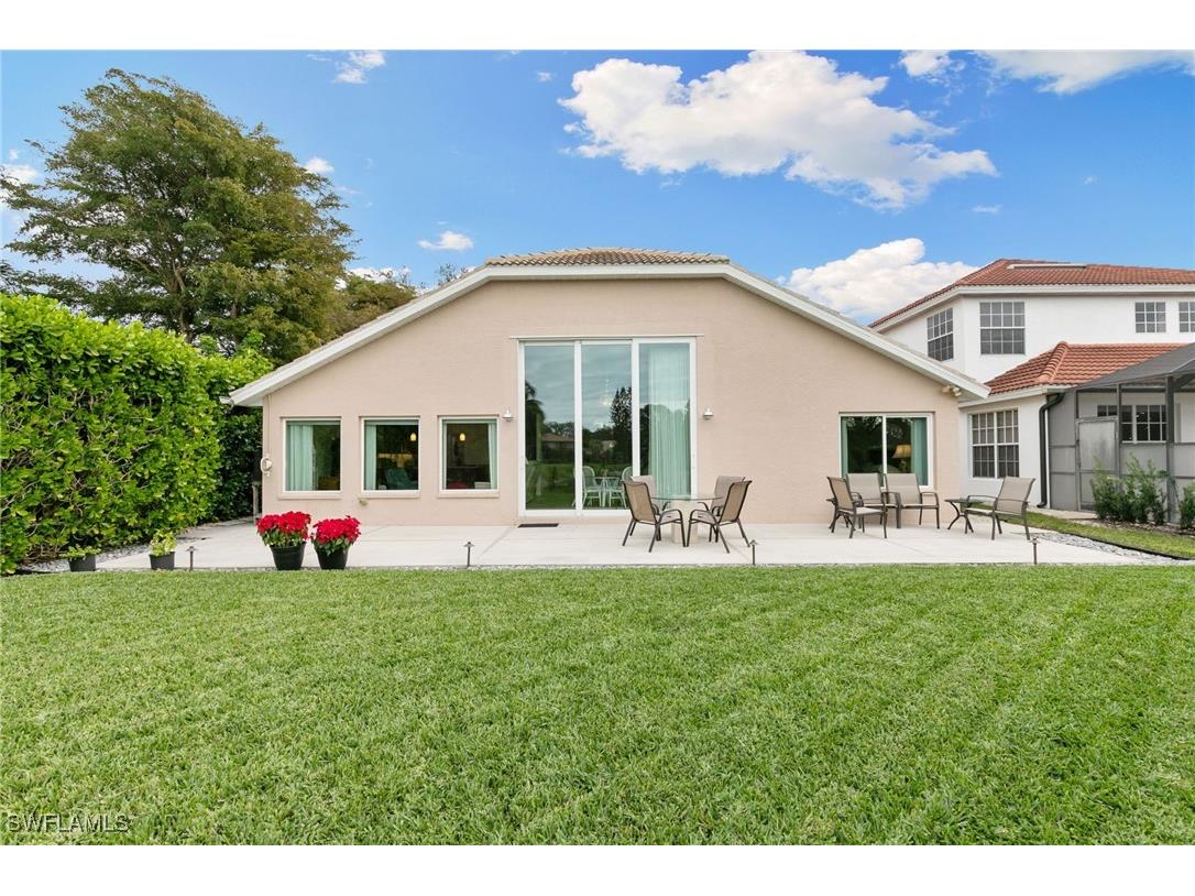 6737 Autumn Woods Boulevard Naples FL 34109 226003885 image15