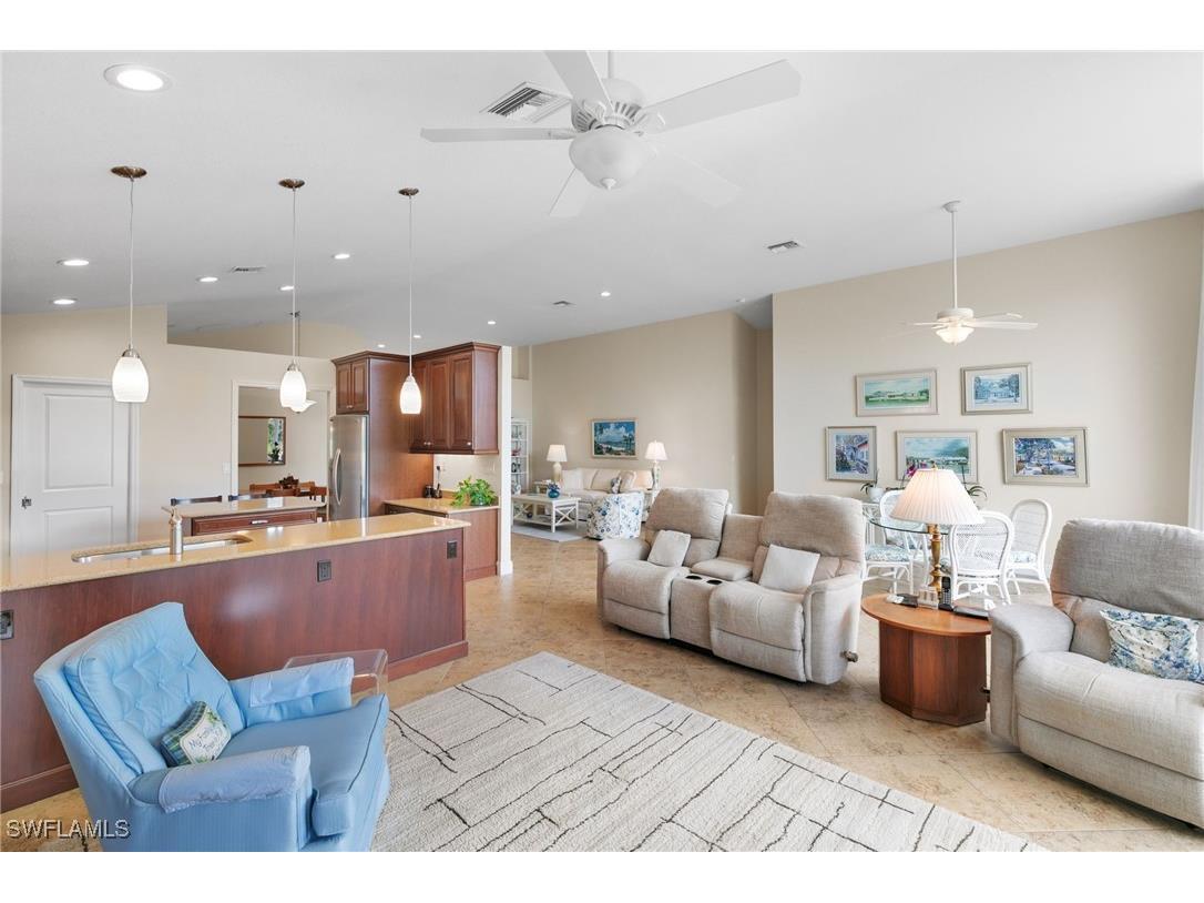 6737 Autumn Woods Boulevard Naples FL 34109 226003885 image9