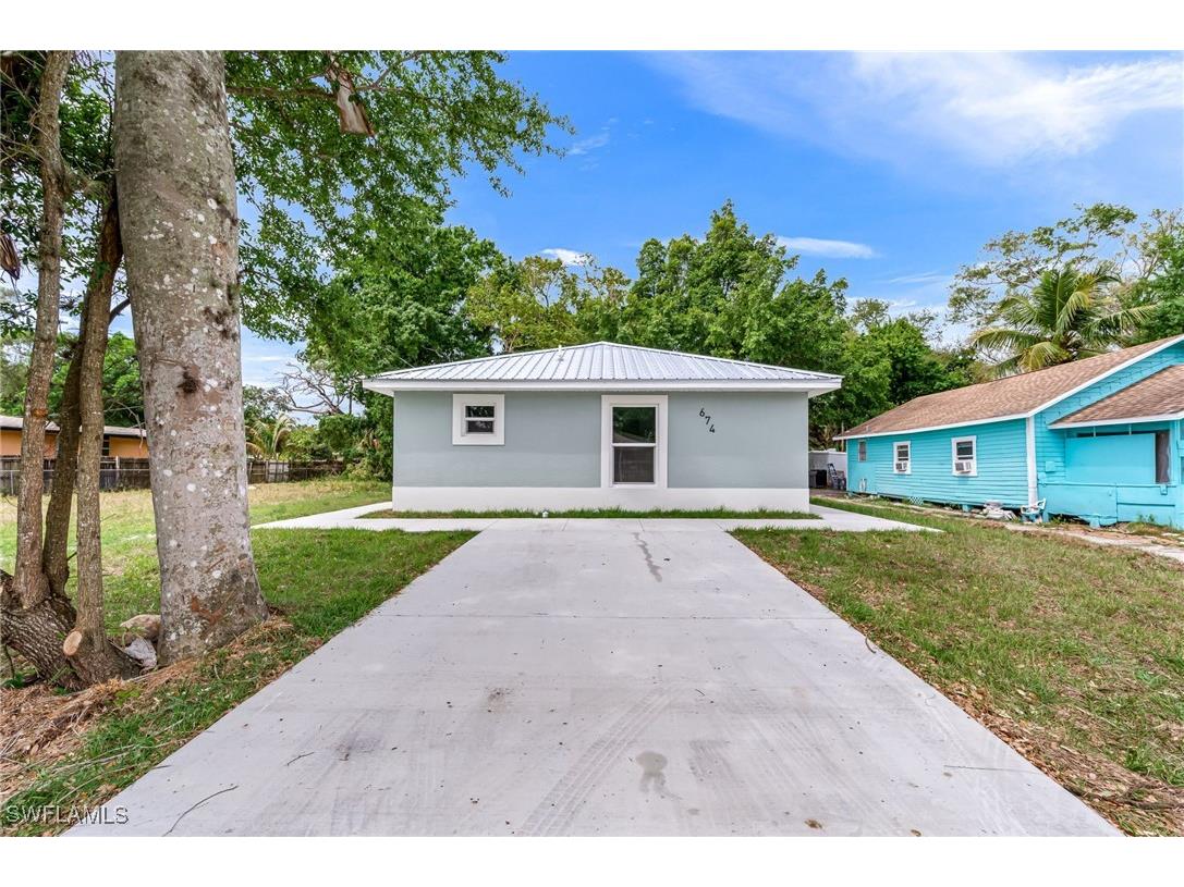 674 Pine Street Fort Myers FL 33916 225037936 image1