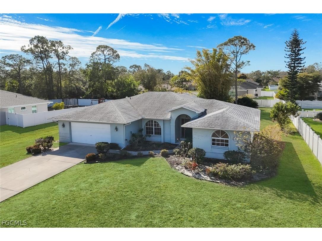 6740 Blake Pledger Court North Fort Myers FL 33917 2026006313 image2