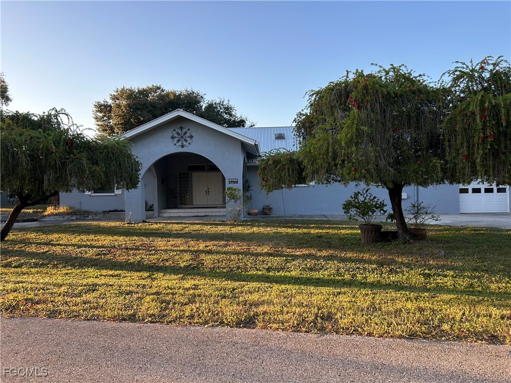 6740 Cherokee Avenue Fort Myers FL 33905 2025026054 image1