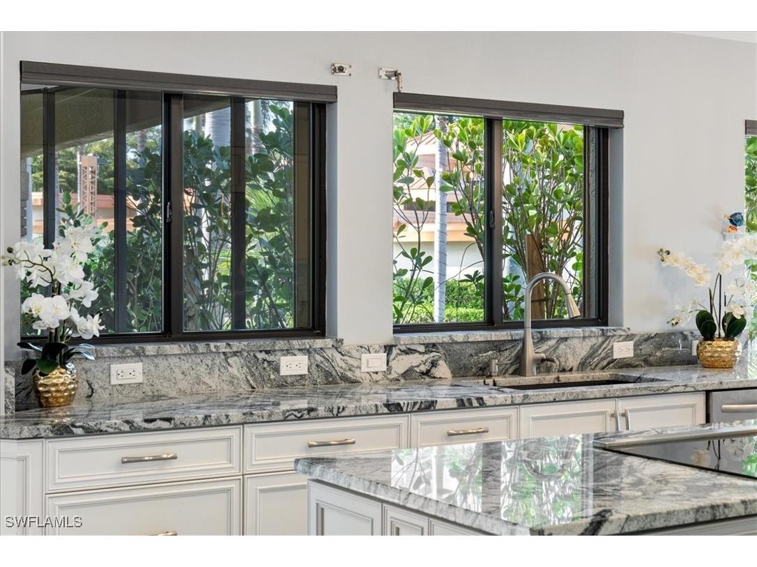 6740 Pelican Bay Boulevard Naples FL 34108 224104180 image23