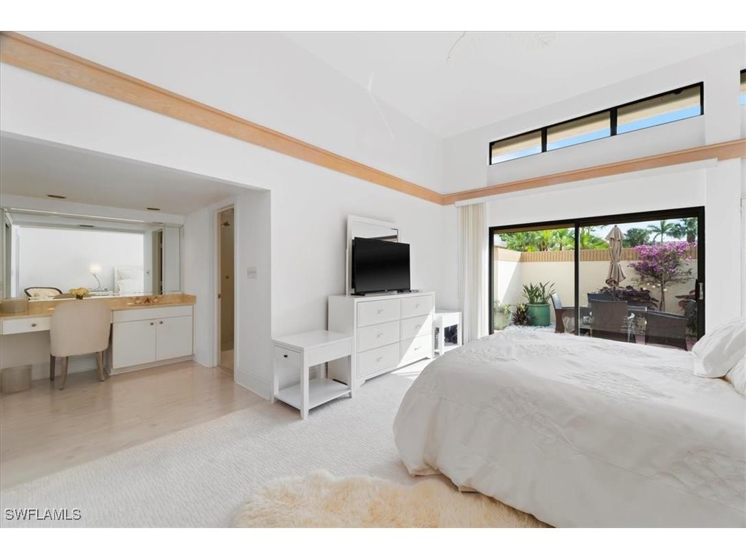 6740 Pelican Bay Boulevard Naples FL 34108 224104180 image33