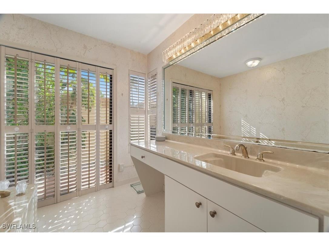 6740 Pelican Bay Boulevard Naples FL 34108 224104180 image36