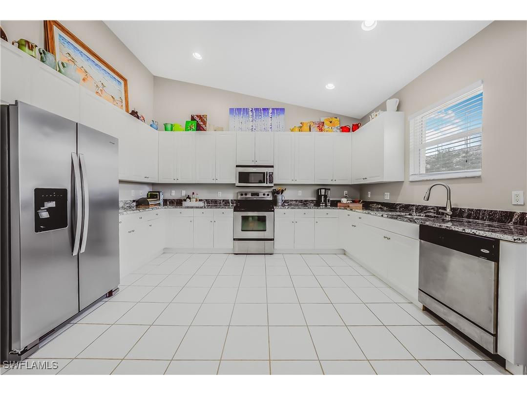 6745 Huntington Lakes Circle #201 Naples FL 34119 225067428 image12