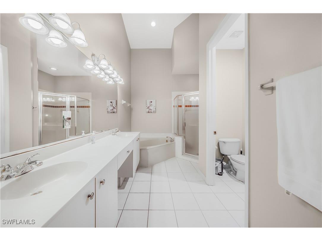 6745 Huntington Lakes Circle #201 Naples FL 34119 225067428 image38