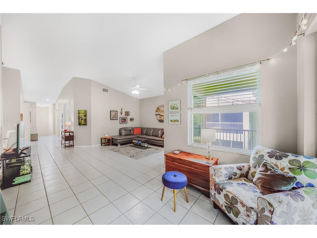 6745 Huntington Lakes Circle #201 Naples FL 34119 225067428 image9