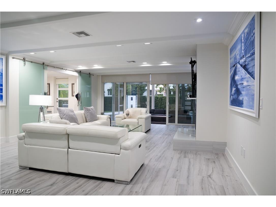 675 18th Avenue S Naples FL 34102 226009754 image13