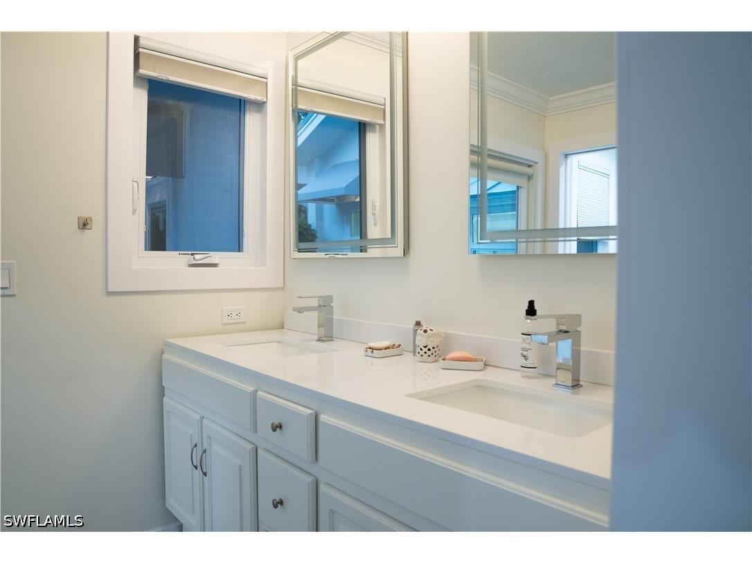 675 18th Avenue S Naples FL 34102 226009754 image24