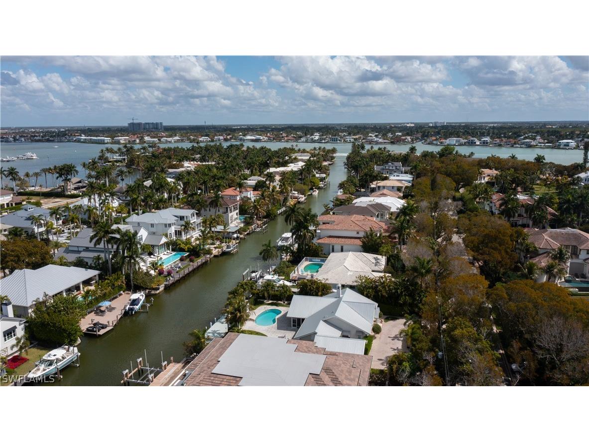 675 18th Avenue S Naples FL 34102 226009754 image6