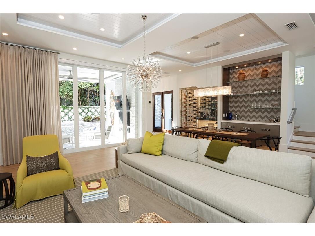 675 2nd Street S Naples FL 34102 225058759 image2