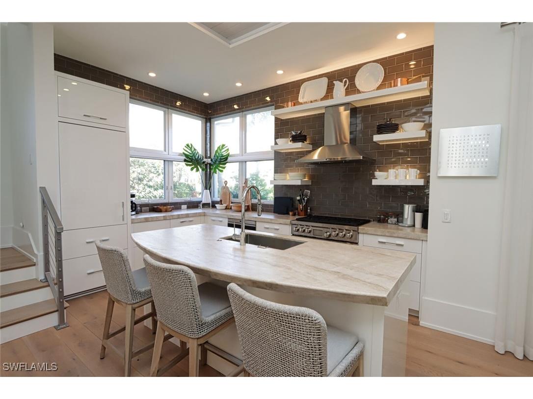 675 2nd Street S Naples FL 34102 225058759 image5