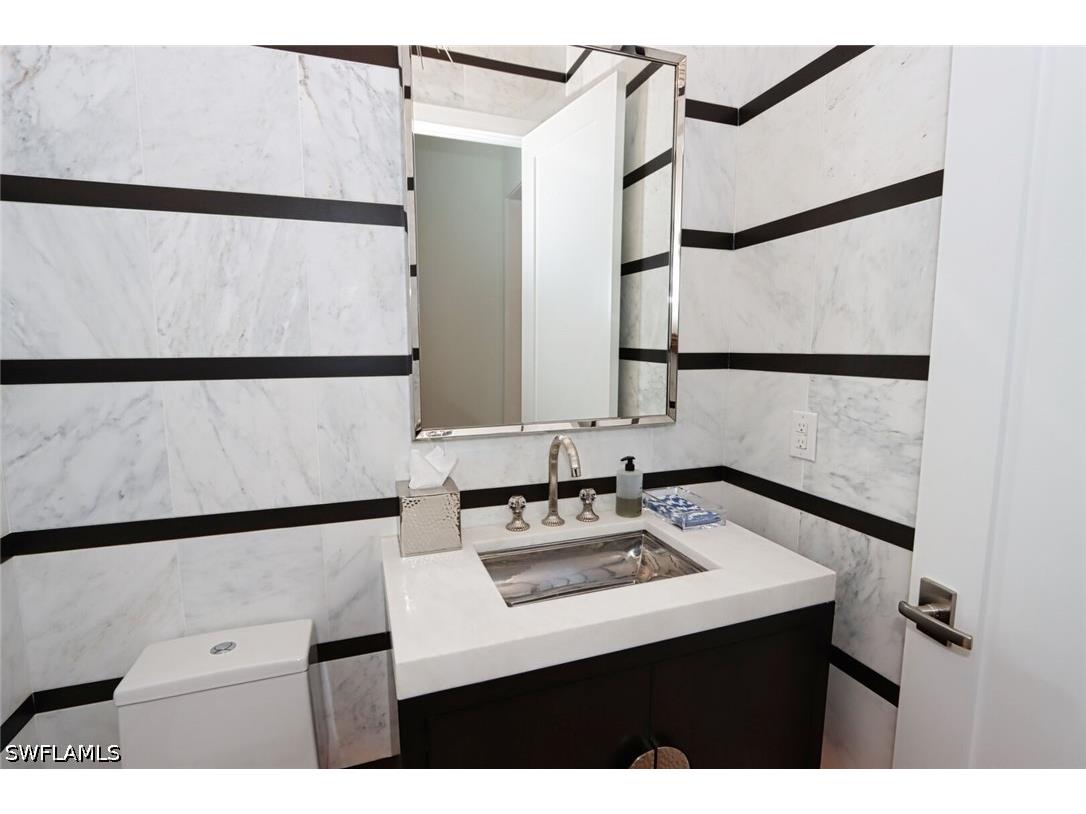675 2nd Street S Naples FL 34102 226021155 image35