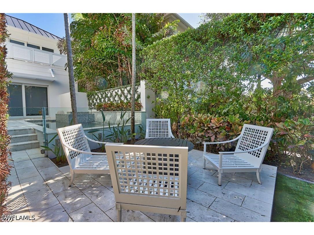 675 2nd Street S Naples FL 34102 226021155 image38