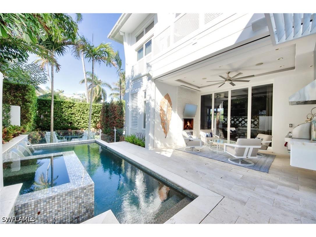 675 2nd Street S Naples FL 34102 226021155 image39