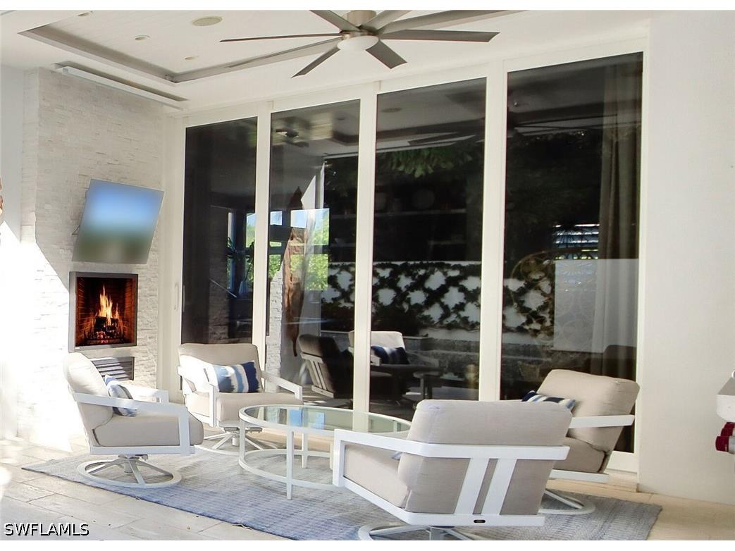 675 2nd Street S Naples FL 34102 226021155 image41