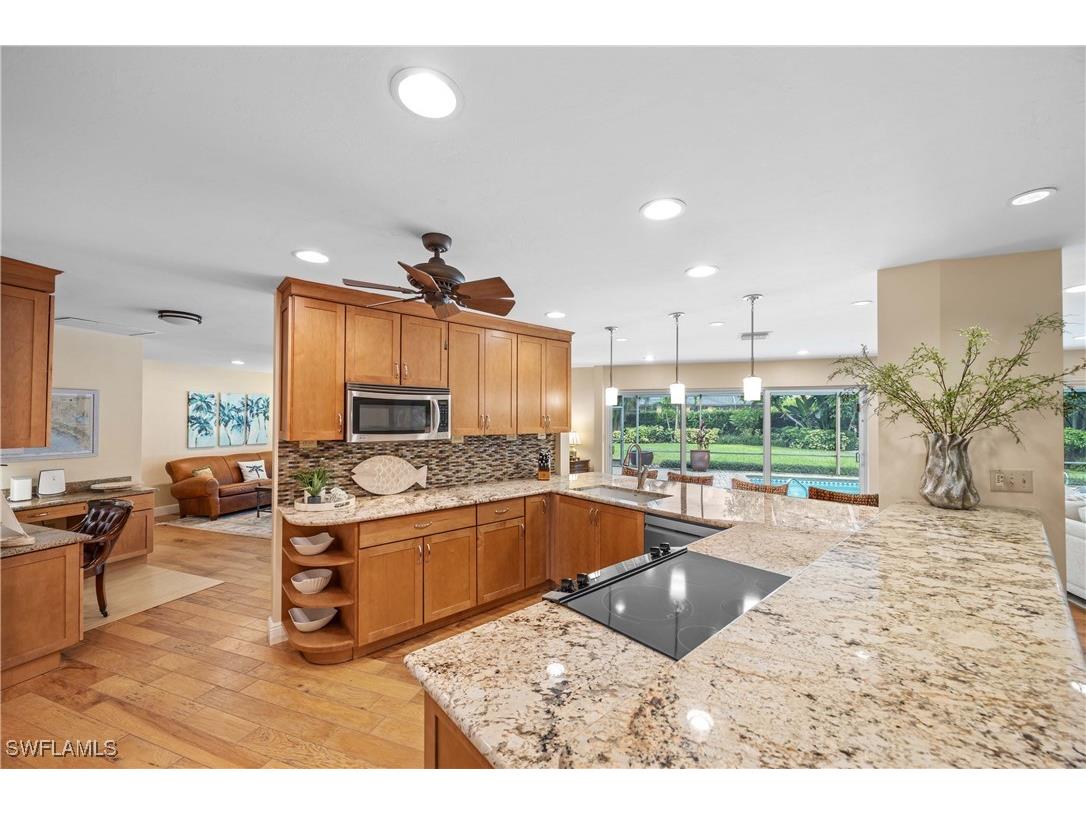 675 Harbour Drive Naples FL 34103 225058767 image14
