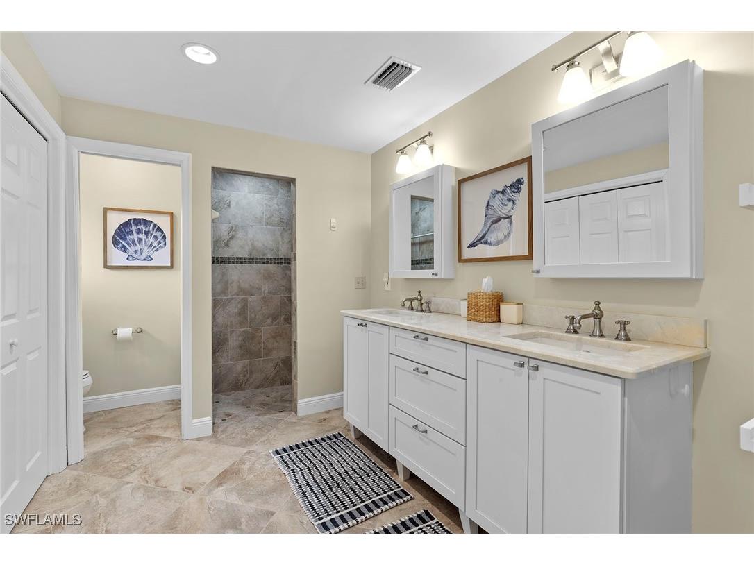 675 Harbour Drive Naples FL 34103 225058767 image19