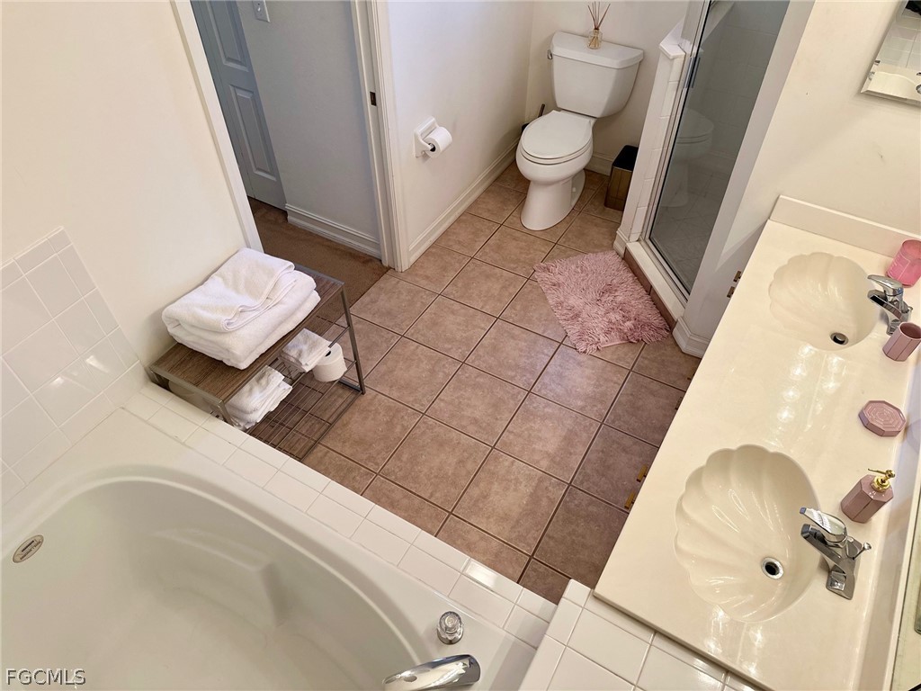675 Luisa Lane #825 Naples FL 34104 2026011847 image16