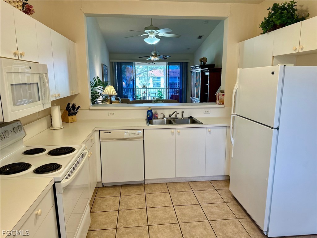675 Luisa Lane #825 Naples FL 34104 2026011847 image8