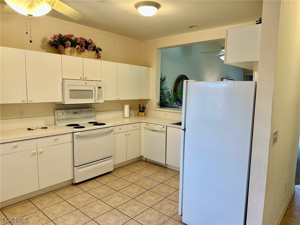 675 Luisa Lane #825 Naples FL 34104 2026011847 image9