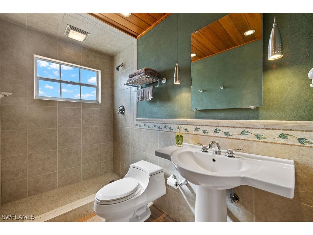 675 Randy Lane Fort Myers Beach FL 33931 226006812 image27