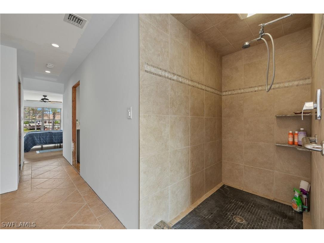 675 Randy Lane Fort Myers Beach FL 33931 226006812 image30