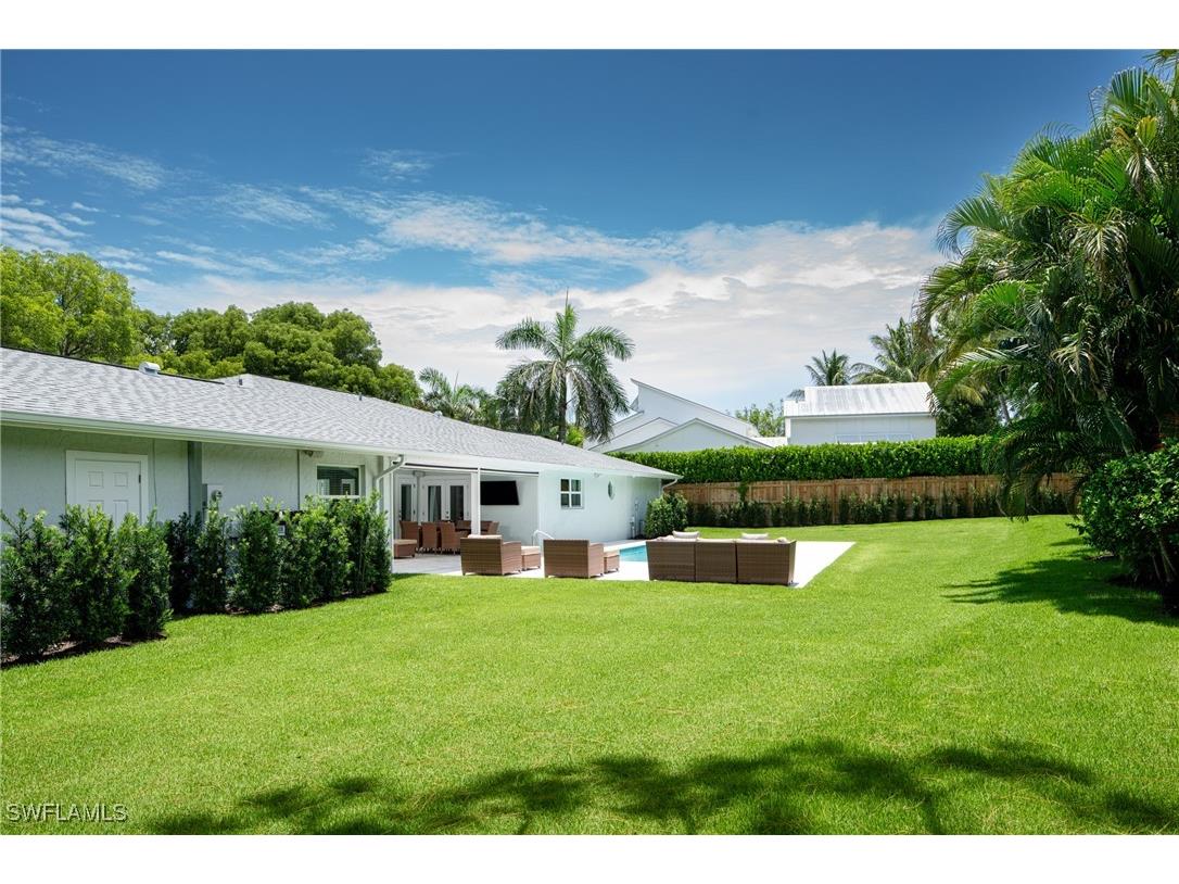 675 Yucca Road Naples FL 34102 225074553 image21