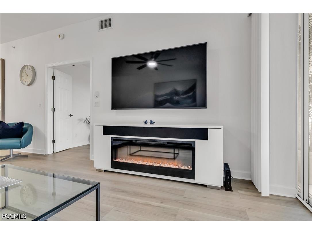 6750 Beach Resort Drive #1907 Naples FL 34114 2026018852 image18