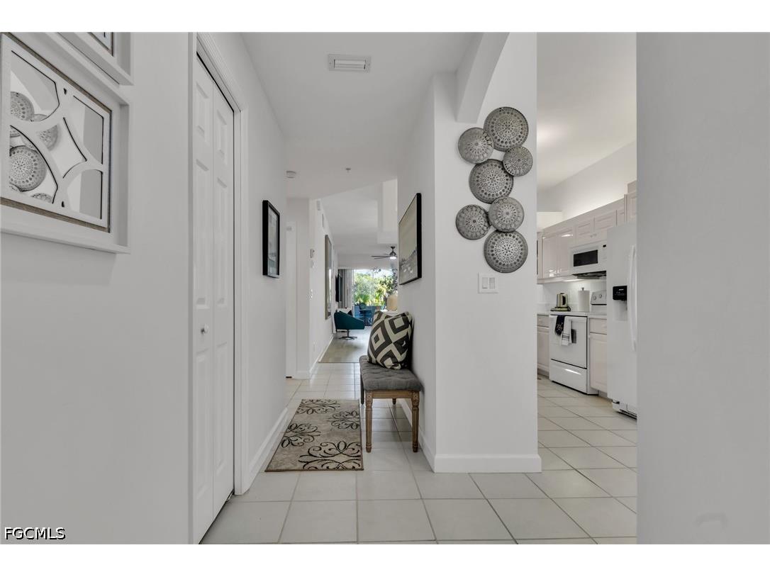 6750 Beach Resort Drive #1907 Naples FL 34114 2026018852 image3