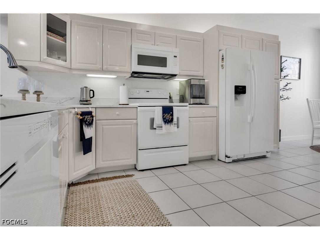 6750 Beach Resort Drive #1907 Naples FL 34114 2026018852 image7