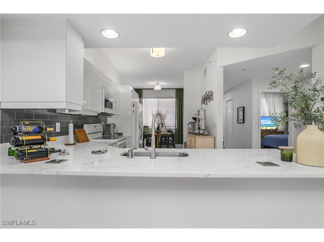 6750 Beach Resort Drive #1907 Naples FL 34114 225074941 image10