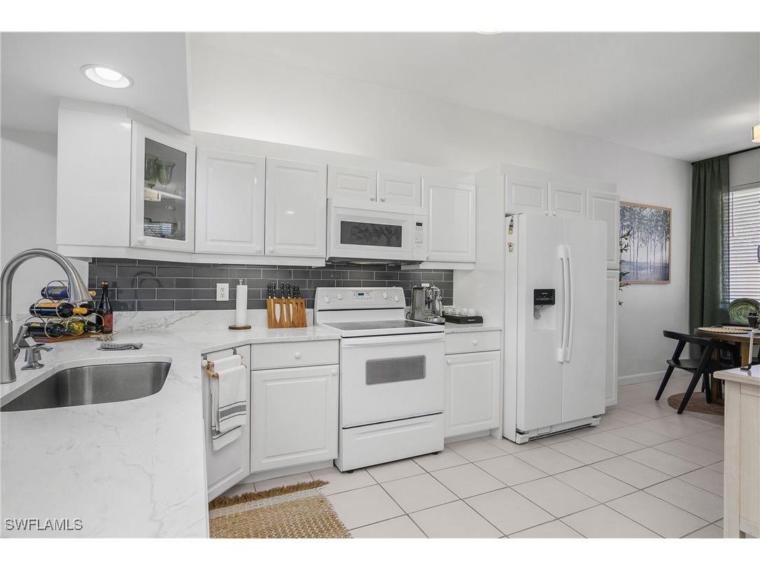 6750 Beach Resort Drive #1907 Naples FL 34114 225074941 image7