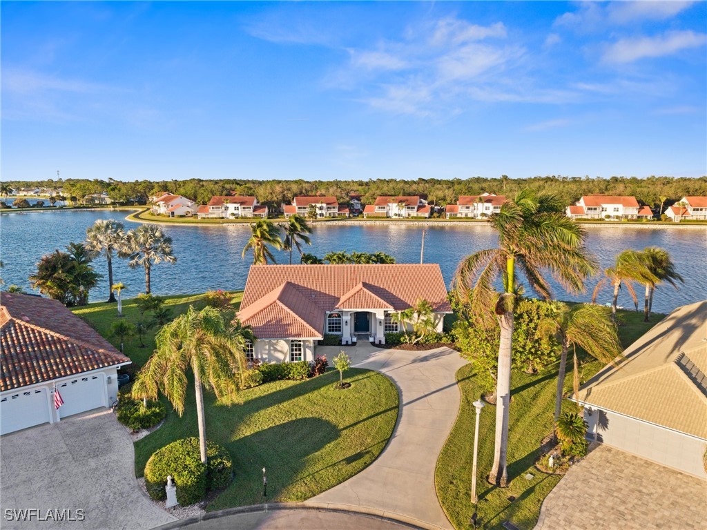 6752 Compton Lane N Naples FL 34104 224095691 image1