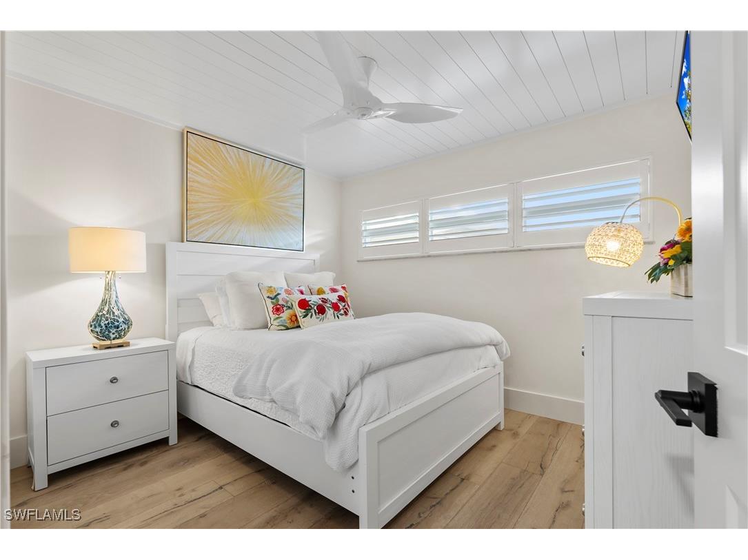 676 Broad Avenue S #J676 Naples FL 34102 225080581 image11