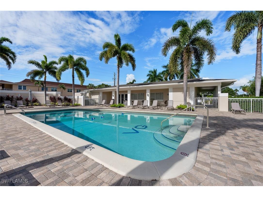 676 Broad Avenue S #J676 Naples FL 34102 225080581 image18