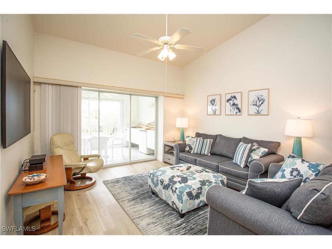 6760 Beach Resort Drive #2 Naples FL 34114 224068412 image1